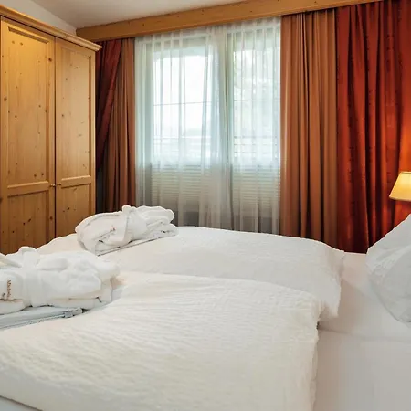 Garni Alpenruh-micheluzzi سيرفاوس