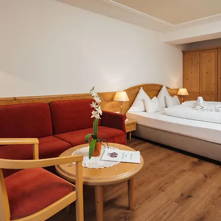 Garni Alpenruh-micheluzzi سيرفاوس