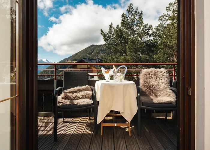 Hotel Garni Alpenruh-micheluzzi 4*