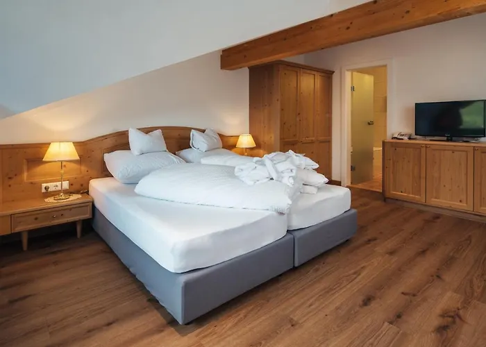 Garni Alpenruh-micheluzzi Hotel 4*