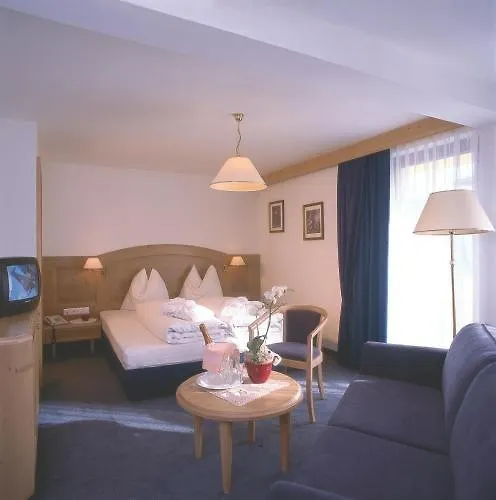 Garni Alpenruh-micheluzzi 4* Serfaus