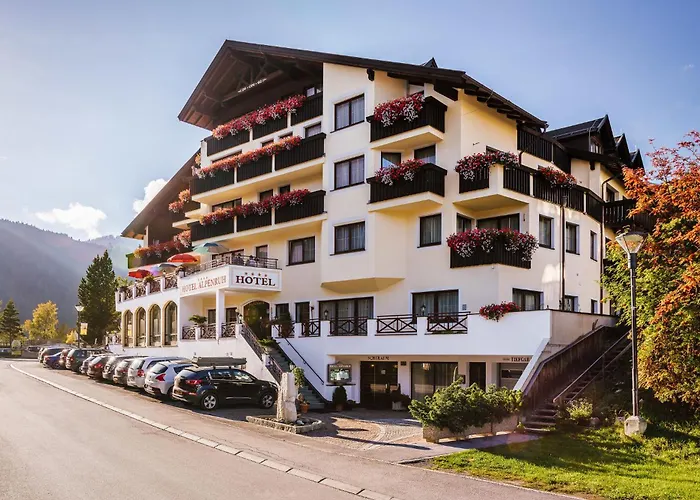 Hotel Garni Alpenruh-micheluzzi 4*