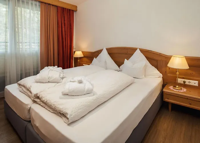 Hotel Garni Alpenruh-micheluzzi Serfaus