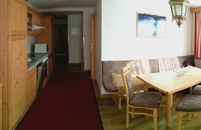 Garni Alpenruh-micheluzzi Hotel