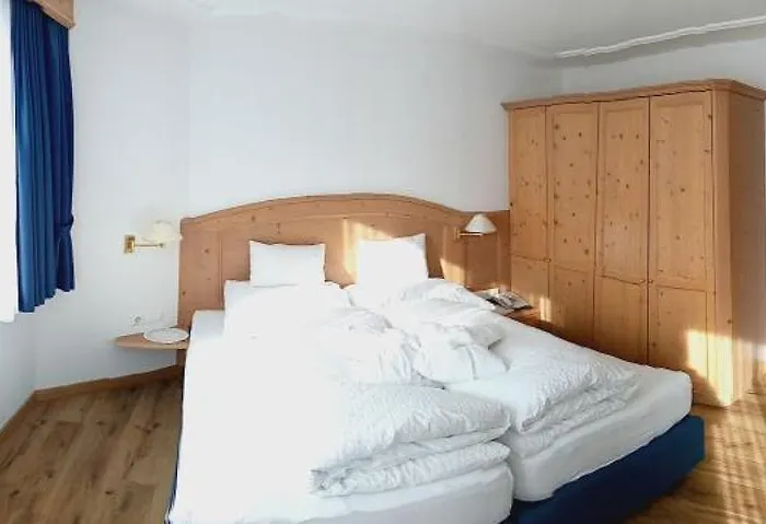 Hotel Garni Alpenruh-micheluzzi