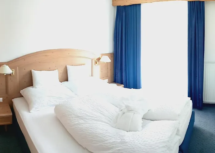 Hotel Garni Alpenruh-micheluzzi