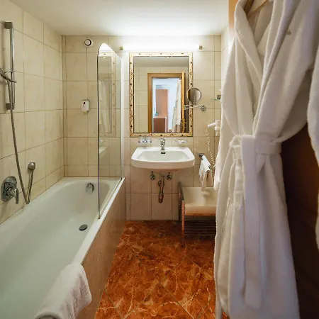 Garni Alpenruh-micheluzzi 4* Serfaus