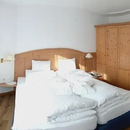 Ξενοδοχείο Garni Alpenruh-micheluzzi